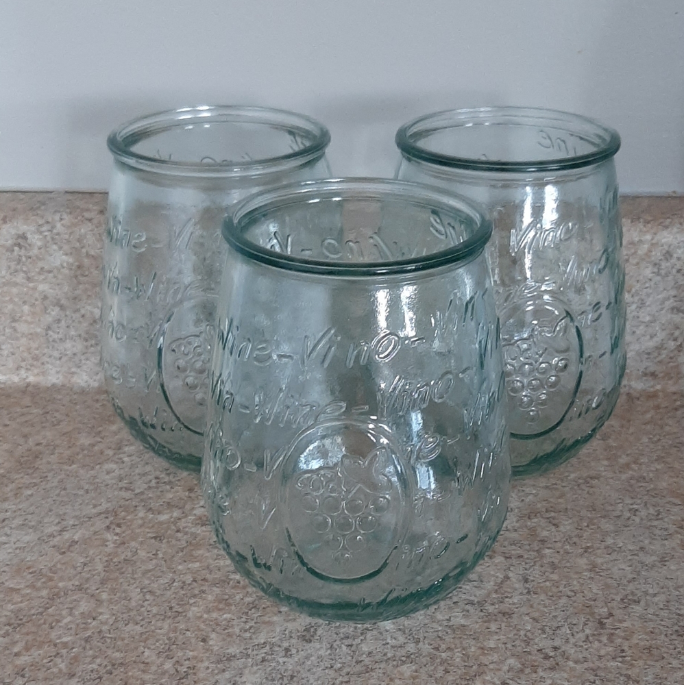 3 Stemless Wine Glasses